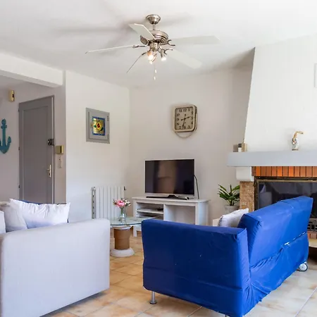Holiday home Bosquet Des Ecureuils 17 By Interhome *